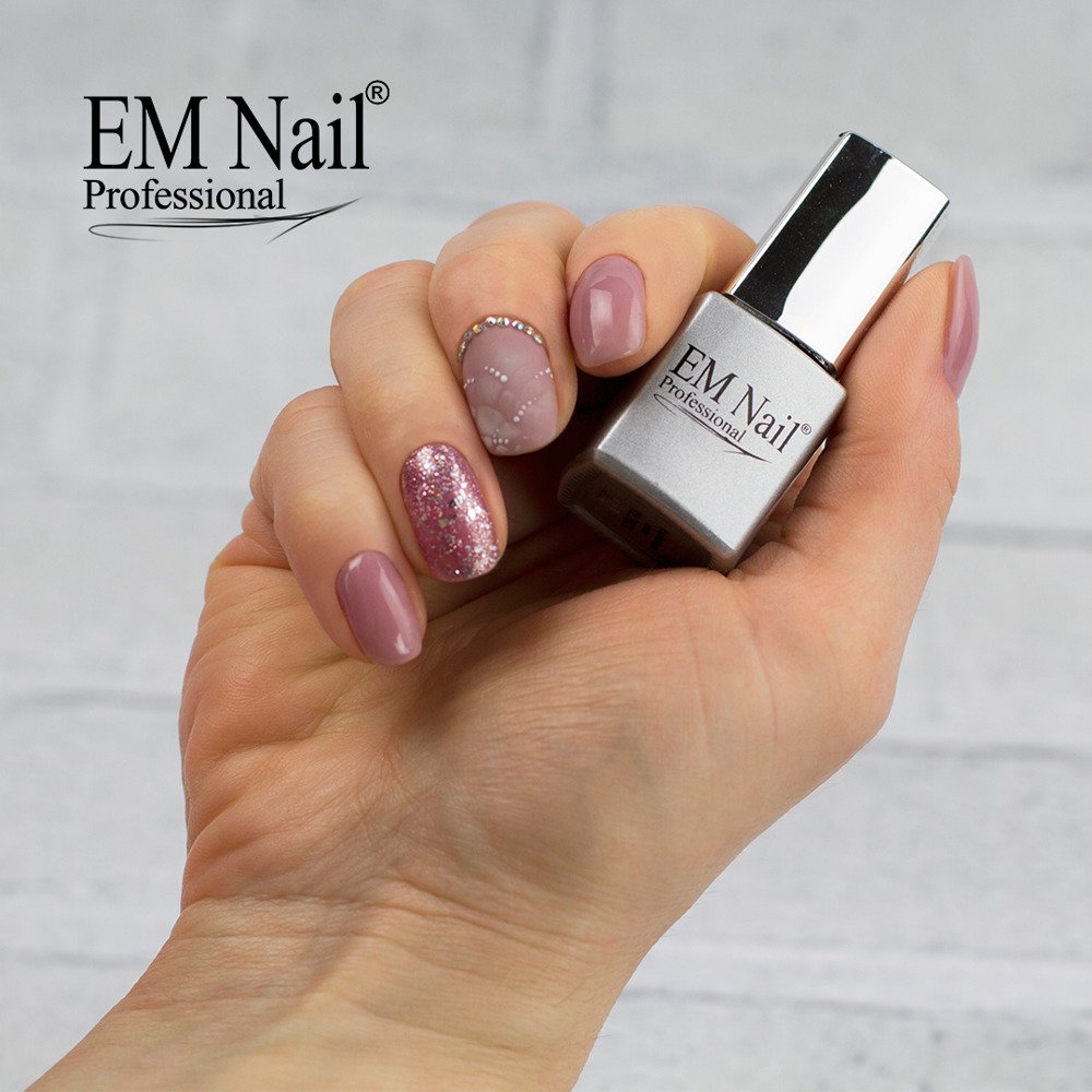 Em nails outlet